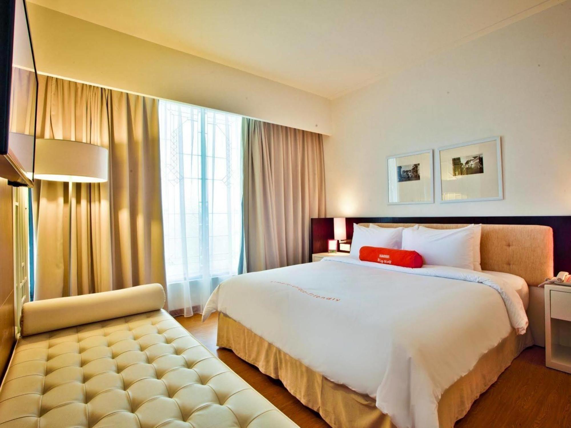 Harris Hotel & Conventions Маланг Екстер'єр фото
